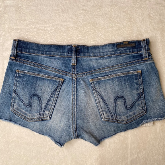 Citizens of Humanity* Cut-Off Denim Shorts *Size 27 - Picture 4 of 15